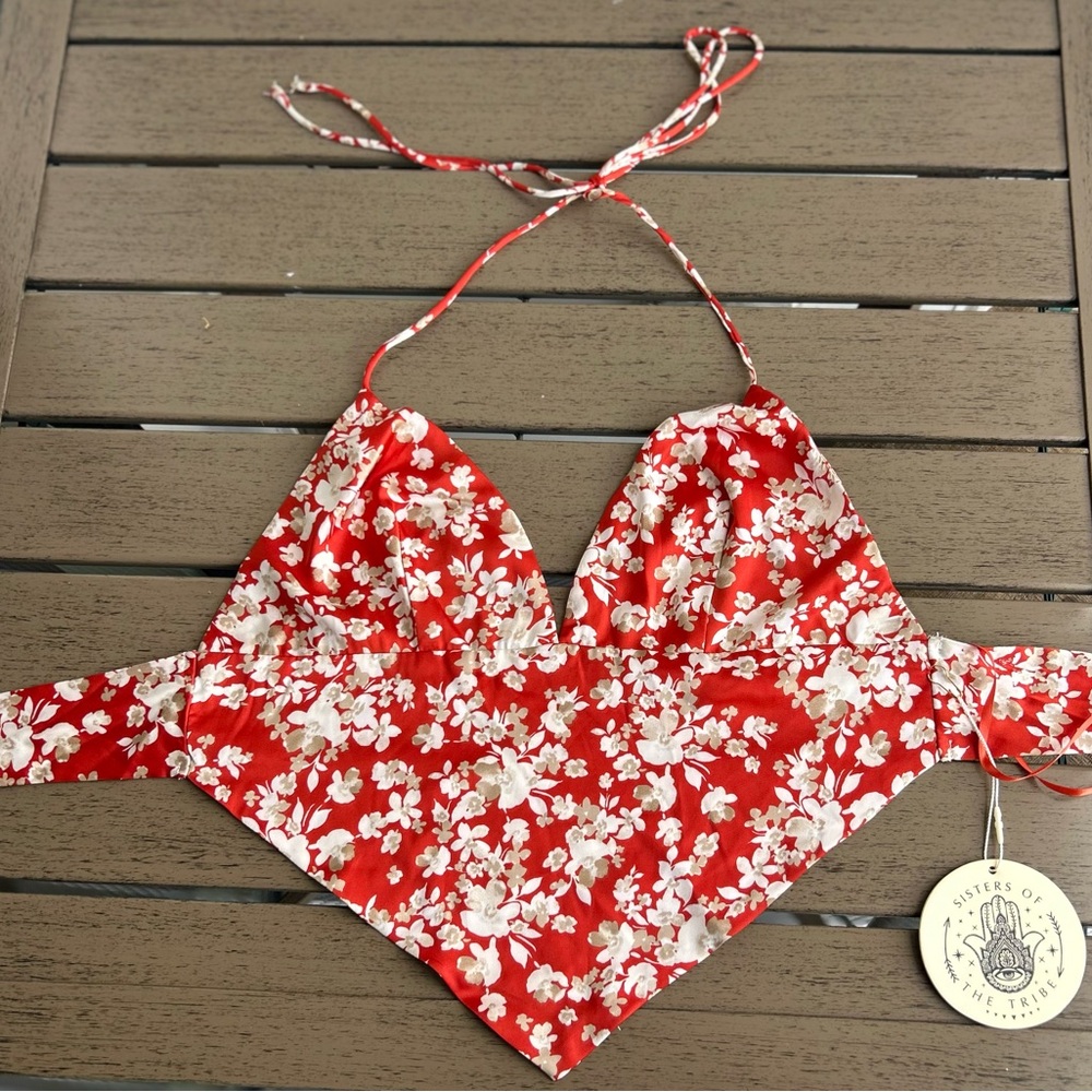 Tie-Back Halter Top - Picture 4 of 9